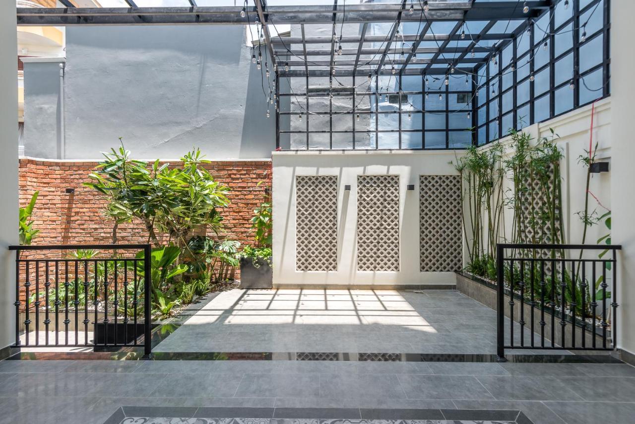 Cozrum Homes The Gallery Residence مدينة هوشي منه المظهر الخارجي الصورة