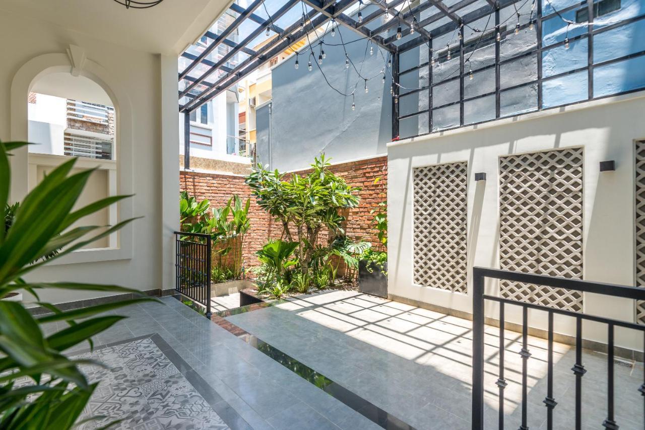 Cozrum Homes The Gallery Residence مدينة هوشي منه المظهر الخارجي الصورة